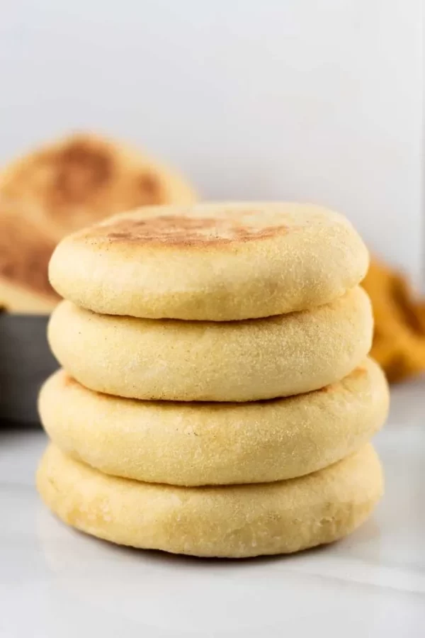Handmade Moroccan Mini Batbout ( Moroccan Flat Bread with Anise Seeds and Sesame Seeds )